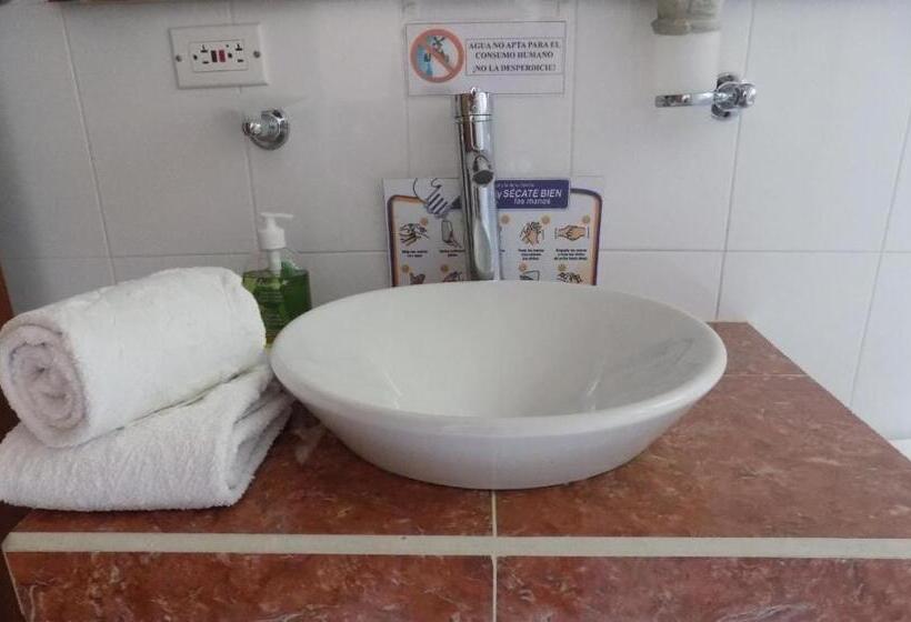 غرفة قياسية ثلاثية مزودة بتراس, Guanahanì Sede Campestre