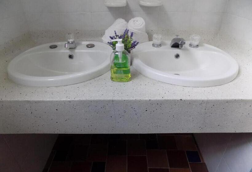 شقة غرفتين, Guanahanì Sede Campestre