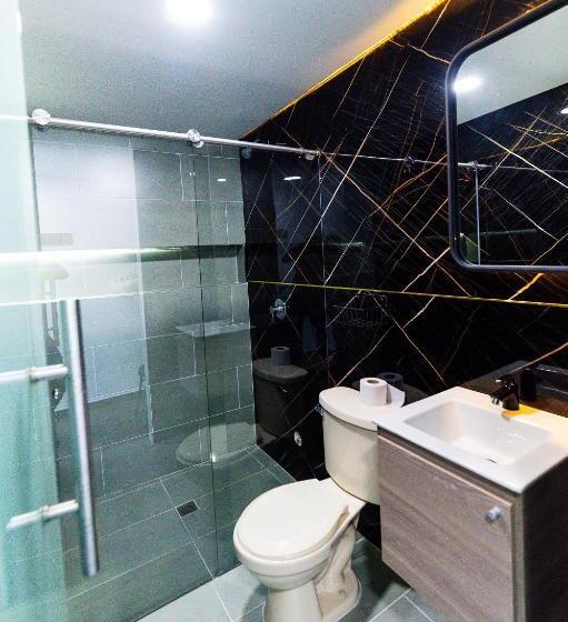 标准三人间, Lax78