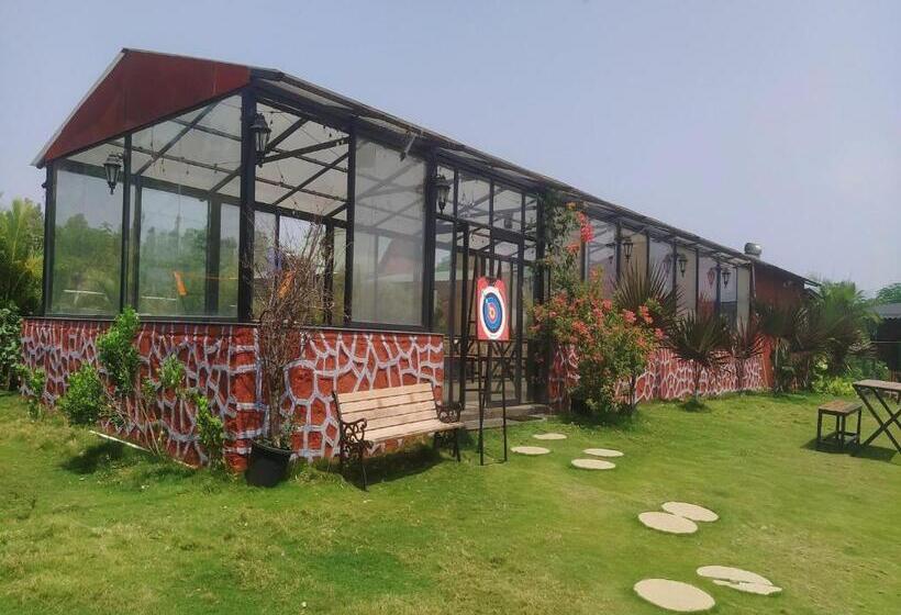 חדר פרמיום לארבעה, Sam S Country Ranch