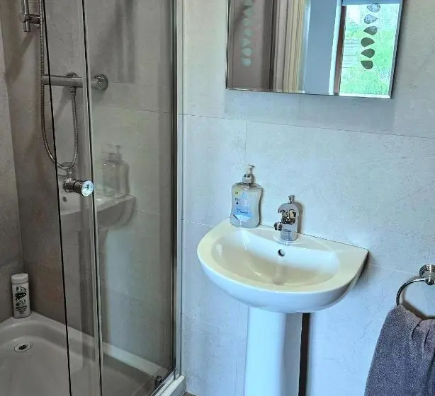 Chambre Triple Standard, Dromod Suites