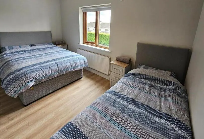 Chambre Triple Standard, Dromod Suites
