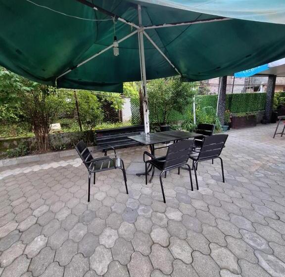 اتاق استاندارد, Family Hotel 464