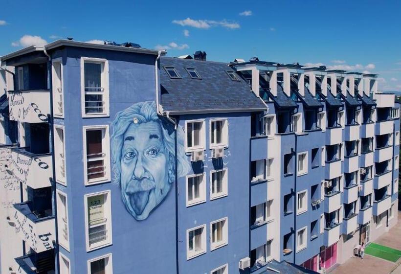 חדר סטנדרט עם מרפסת, Rcr Einstein Studios 2