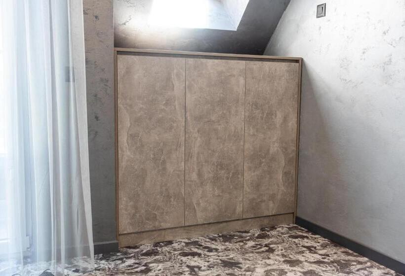 חדר סטנדרט, Rcr Einstein Studios 2