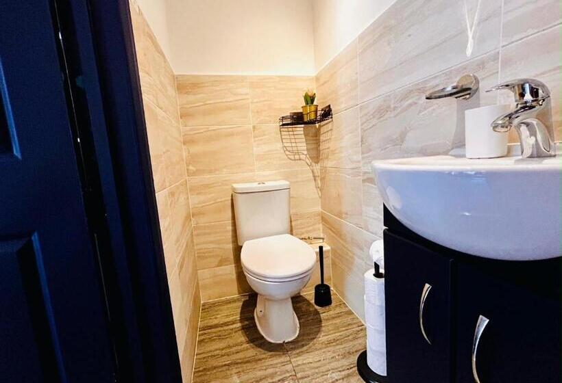 Студия Стандарт, Rest Boutique Acton