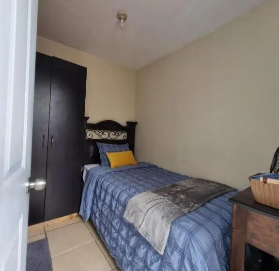 اتاق استاندارد یک نفره, Mazaryk Bed And Breakfast