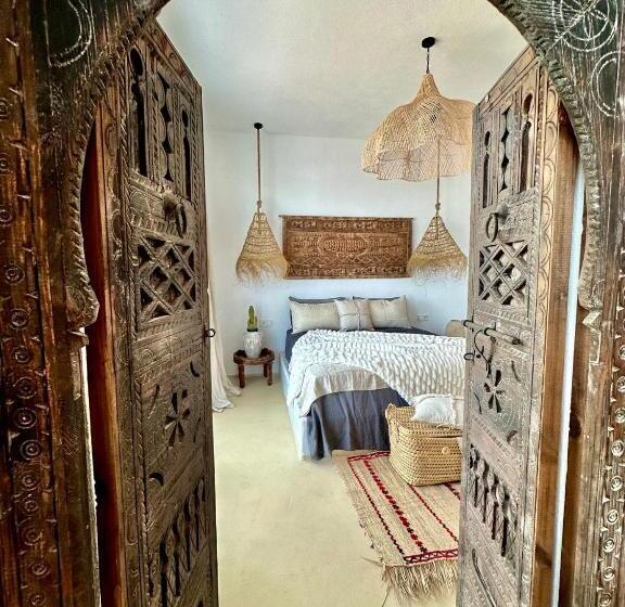 带2个卧室带海景的公寓, Casa De Oro Lujo