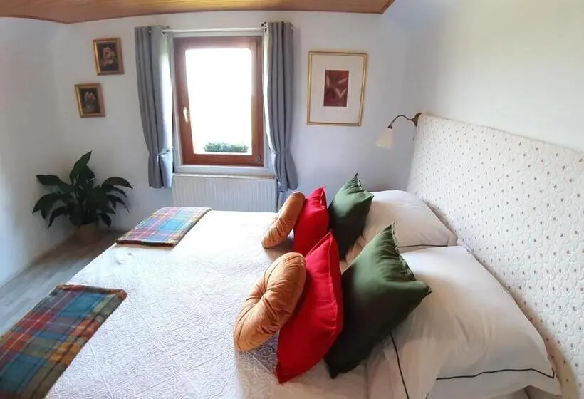 スタンダードルーム, Dandelion Bed & Breakfast