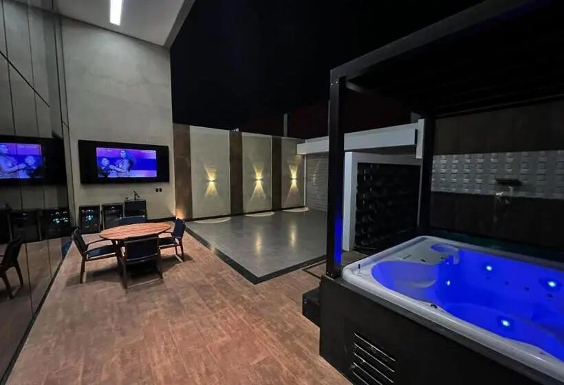 バスタブ付きスタンダードルーム, Dubai Motel