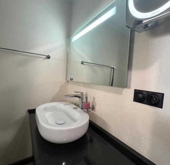 חדר סטנדרט לשלושה, Black Sea Resort