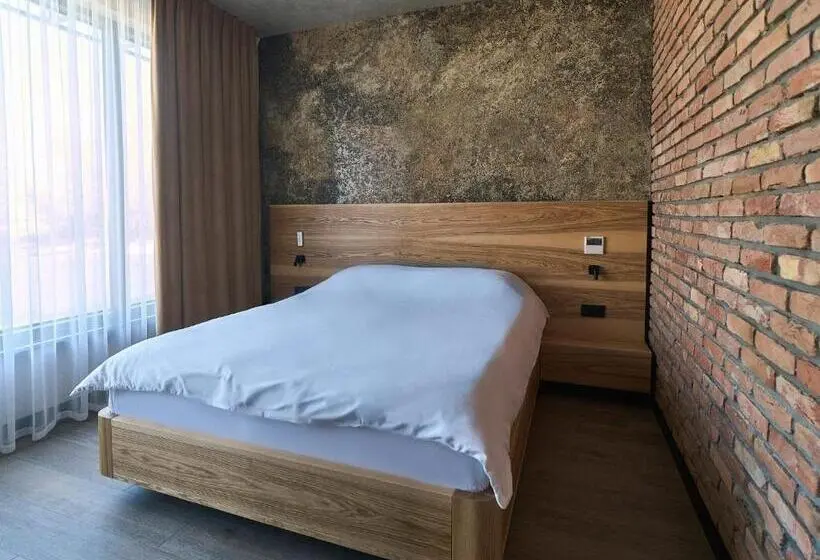景色の見えるスタンダード４人部屋, Black Sea Resort