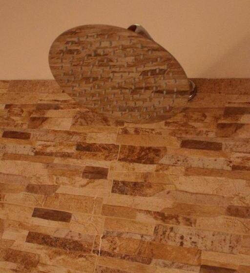 סטודיו דלוקס, D Cabezas Eco