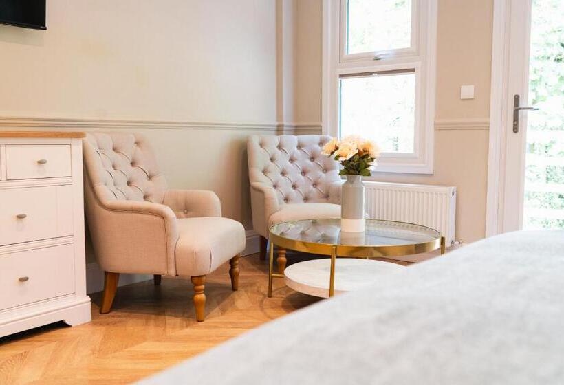 חדר דלוקס עם מיטת קינג, The Spinney