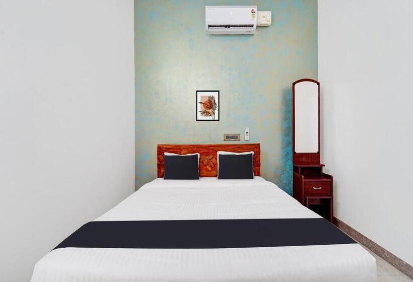 Трехместный Номер Классика, Oyo Hotel Kailasa