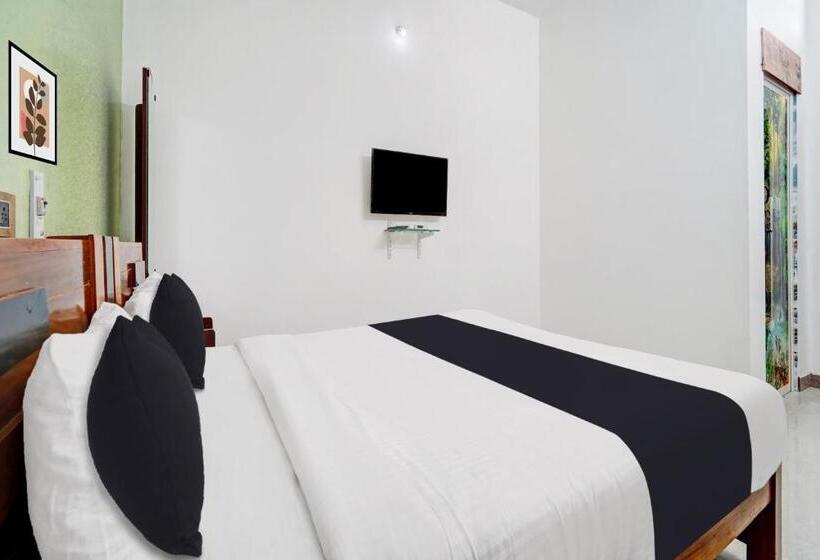 Трехместный Номер Классика, Oyo Hotel Kailasa