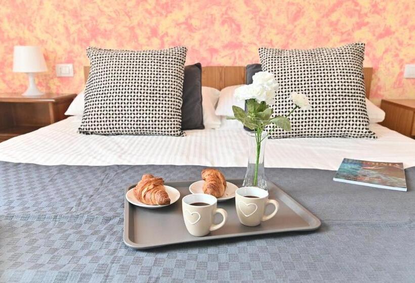 Номер Стандарт, Izzhome Central Room