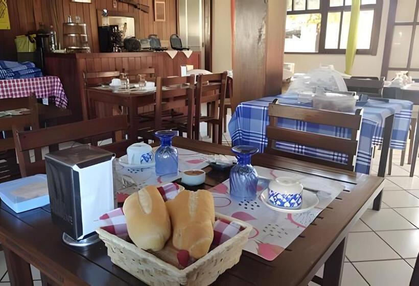 디럭스 스위트 킹 침대, Carvalho S B&b