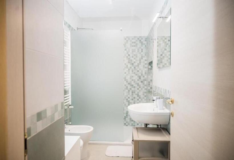 스탠다드 4인용 룸 바다전망, Beb I Due Fratelli