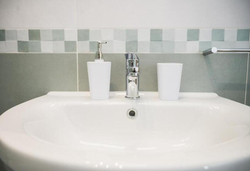 스탠다드 4인용 룸 바다전망, Beb I Due Fratelli