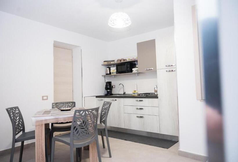 발코니가 있는 4인용 스탠다드 룸, Beb I Due Fratelli