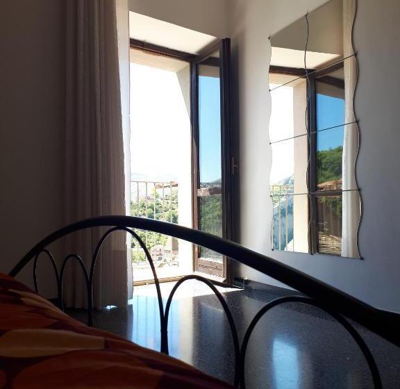 バルコニー付きデラックスルーム, B&b La Bella Vista