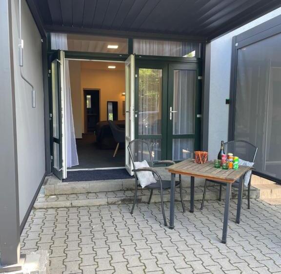 패밀리 룸, Apartmány Hrázní