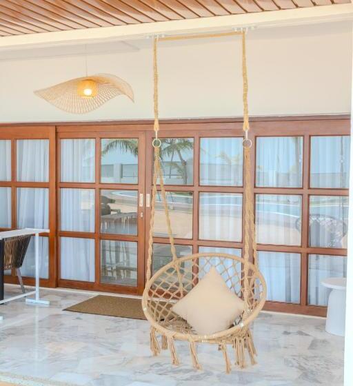 Suite Familiar, Suntai Villa, Beachfront Suites