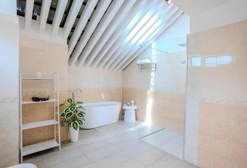 Suite Vista Mar, Suntai Villa, Beachfront Suites