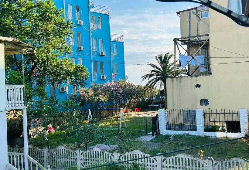 استودیوی استاندارد با چشمانداز دریا, Cozy Flat N2