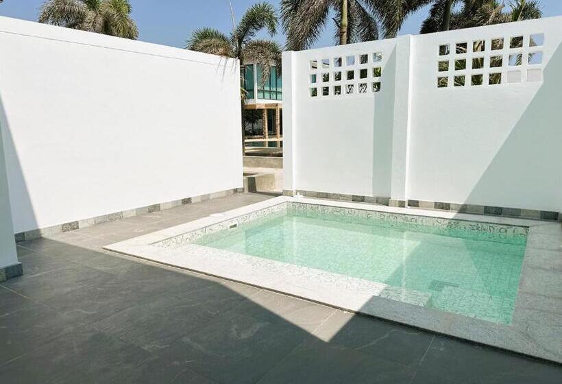 Villa 1 Hálószoba Uszodával, เจ้าหลาว ซีบรีส รีสอร์ท