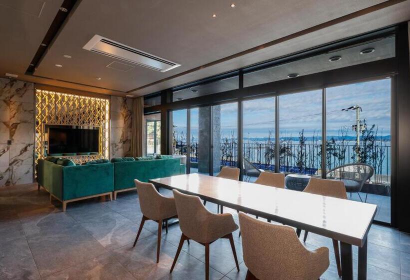 Четырехместный Номер Стандарт, Five Spring Resort The Shirahama