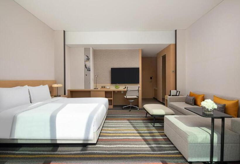 Executive Studio, Fraser Place Wujiaochang Shanghai