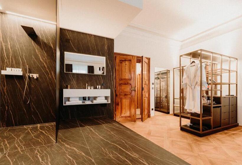 سوییت سوپریور, Meta Suites Historic City Living