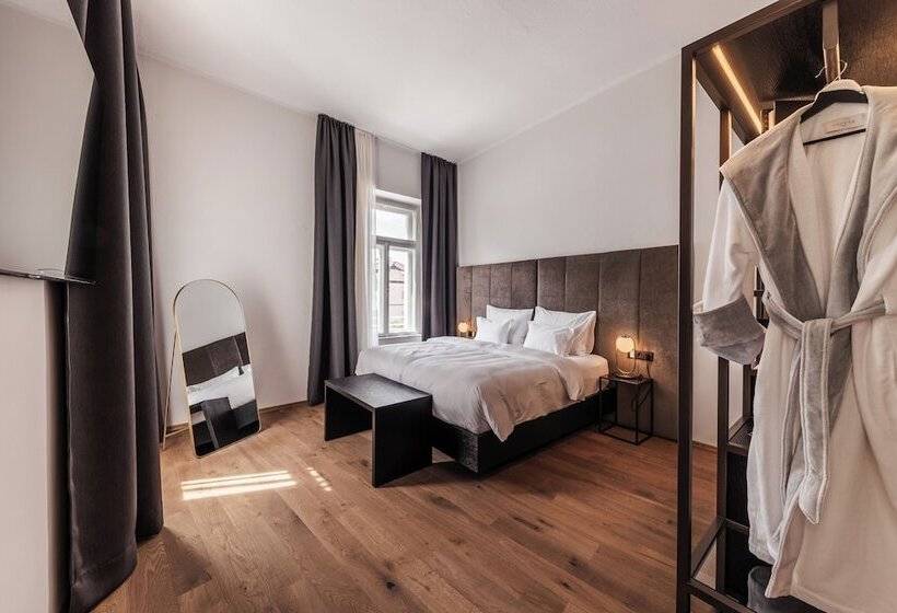 اتاق لوکس, Meta Suites Historic City Living