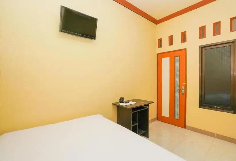 エコノミーシングルルーム, Oyo Life 2619 Kost Keluarga Cemara