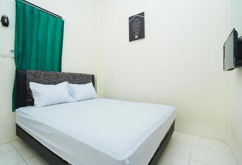 غرفة ديلوكس, Oyo Life 3078 Kost Putri Made