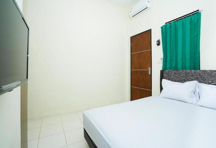 غرفة ديلوكس, Oyo Life 3078 Kost Putri Made