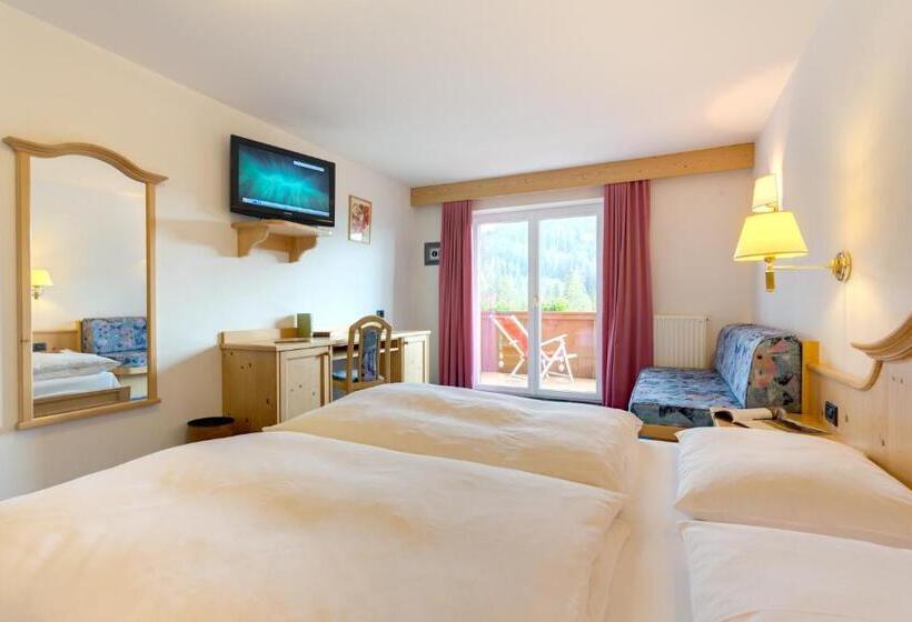 수피리어 룸, Piccolo