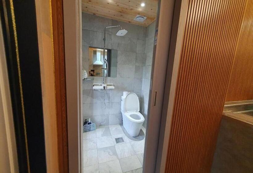 Camera Familiare, Hwacheon Yeoungwoong Ine Pension