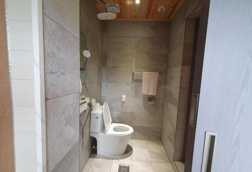 Camera Familiare, Hwacheon Yeoungwoong Ine Pension