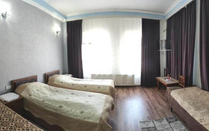 اتاق استاندارد چهار تخته, Dost Evi