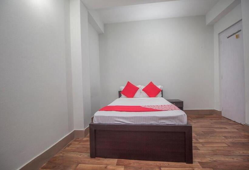 三人经典房间, O 35610 Hotel Shayabong