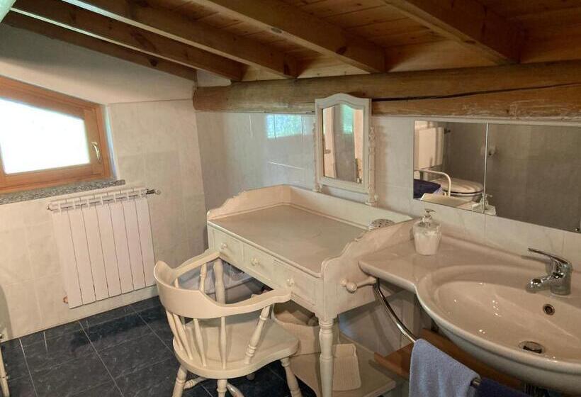 Четырехместный Номер Стандарт Вид на Сад, Agriturismo La Casa Sul Poggio
