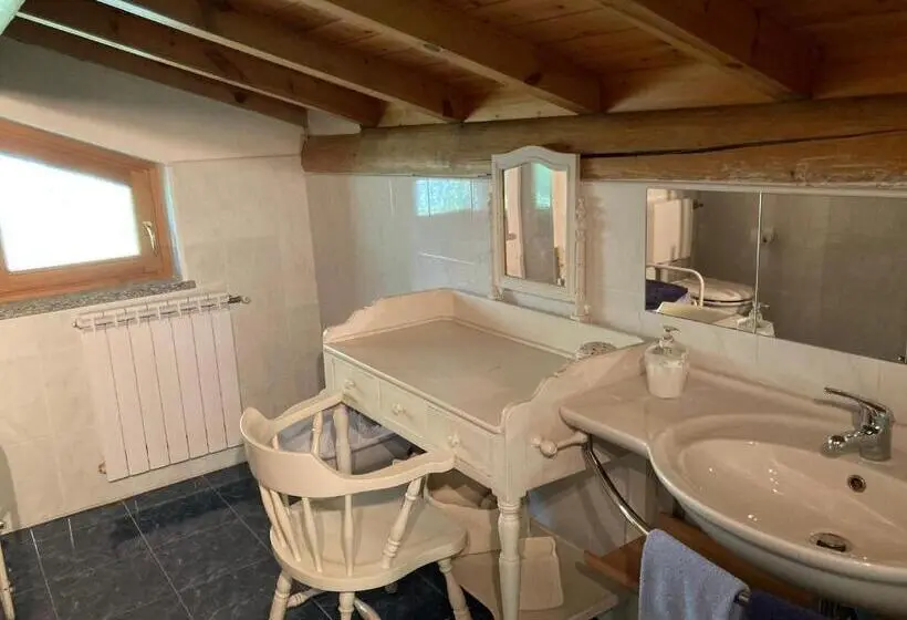 ガーデンビュースタンダード４ベッドルーム, Agriturismo La Casa Sul Poggio