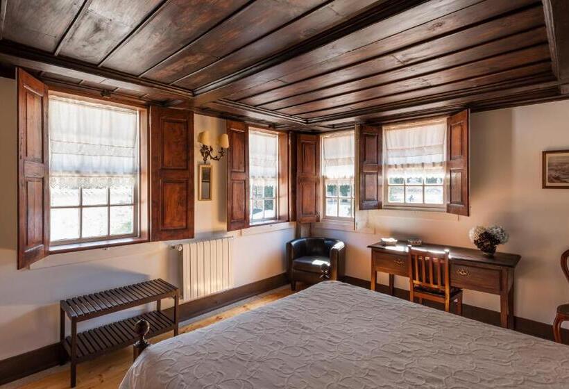 וילה עם חדר שינה אחד ובריכת שחיה, Casa De Piellas