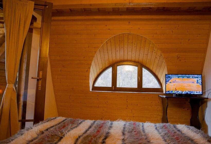 Номер Superior, Conacul Drahneilor