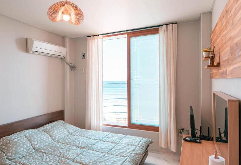 غرفة قياسية, Gangneung Hostel