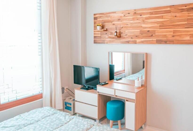 غرفة قياسية, Gangneung Hostel