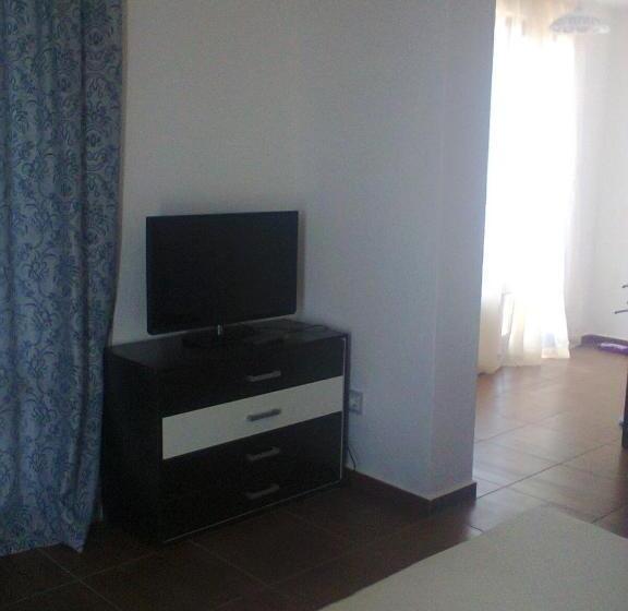 标准间带阳台, Guest House Petrovi